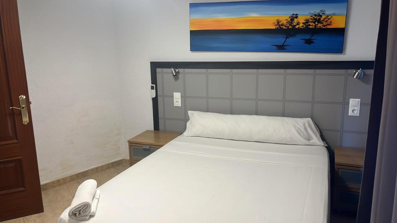 Pensión Hello 3*